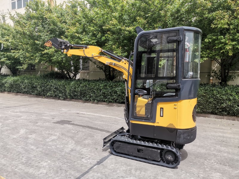 Requirements and scope of use of small excavators.jpg